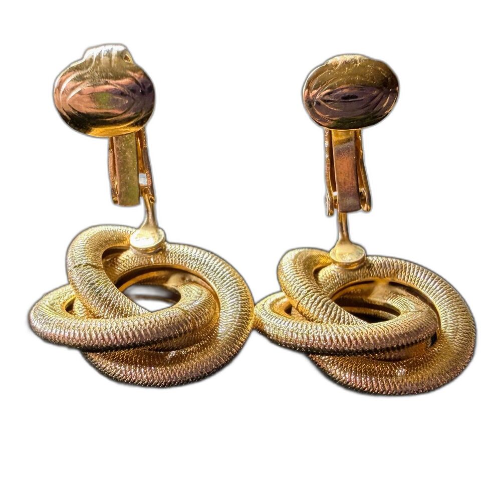 Sarah Coventry Love Knot Clip Earrings, Signed Gold Tone Vintage